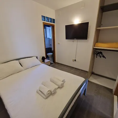 Simba Biograd Na Moru